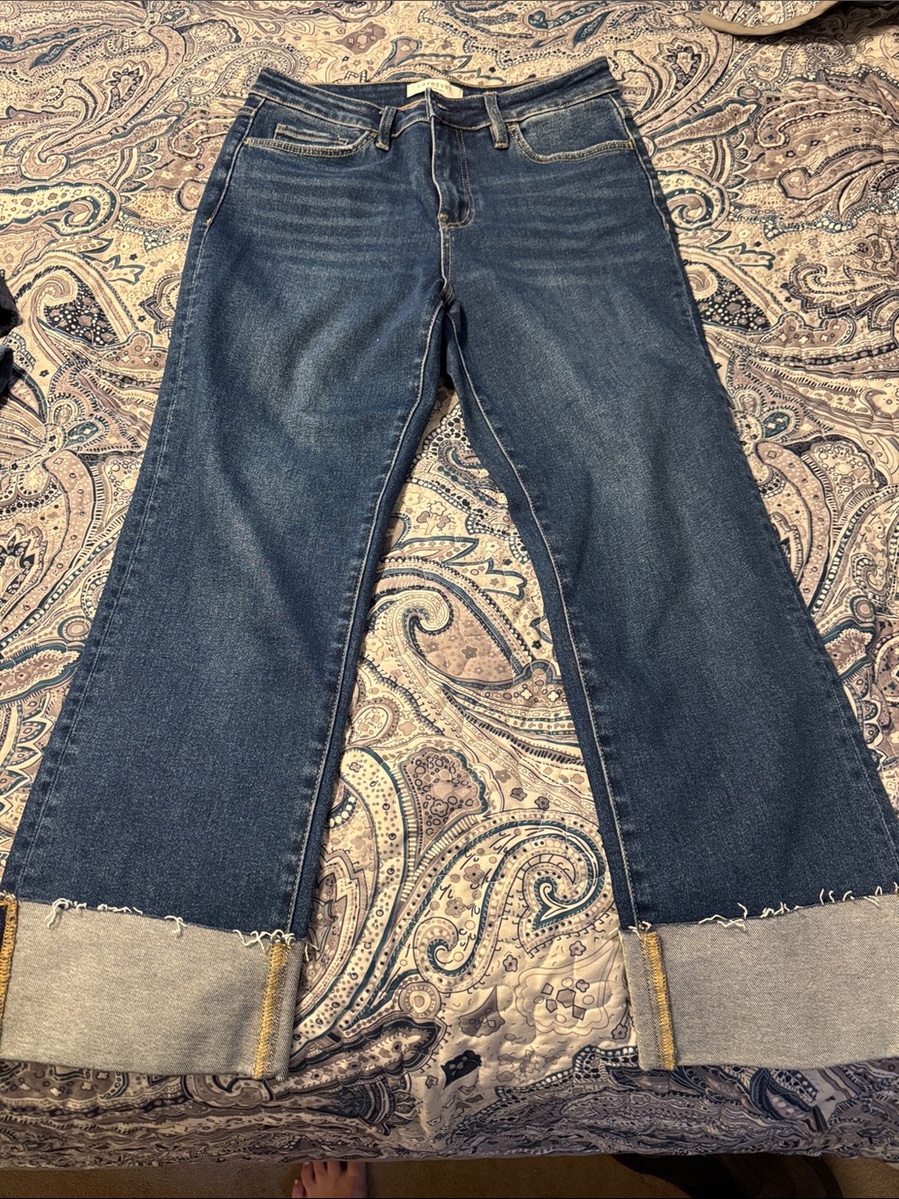 Women's Dark Blue Cuffed Straight-Leg Jeans